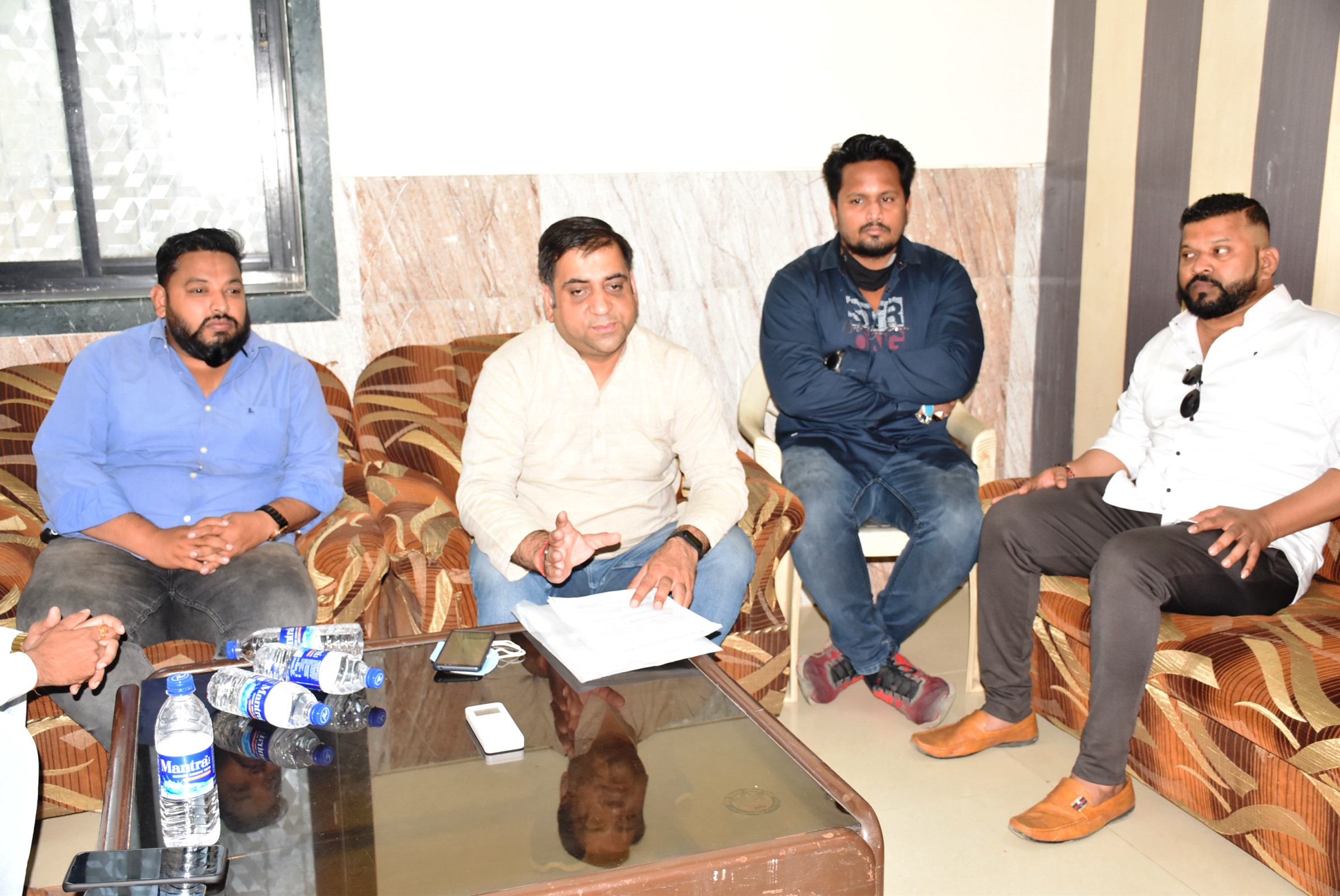 युवक काँग्रेसच्या निवडणुकीचे बिगुल वाजले जास्तीत जास्त युवकांनी सहभाग घेण्याचे निवडणूक प्रभारी मुकुल गुप्ता यांचे आवाहन