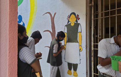 नूतन विद्यालयाचा शालेय भिंत सजावटी मध्ये सहभाग