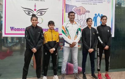 महाविद्यालयीन युवतींना आत्मसंरक्षणाचे धडे