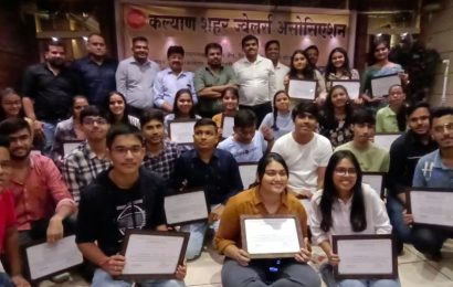 आजचे विद्यार्थी उद्याचे भविष्य – राकेश मुथा