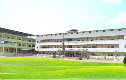 जीवनदीप महाविद्यालय गोवेलीला नॅकचे ‘बी’ मानांकन