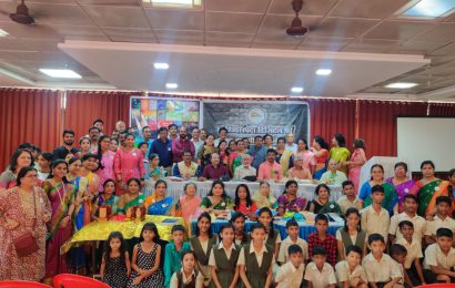 बालदिनाच्या पूर्वसंध्येला बालकांसाठी विशेष कार्य करणाऱ्या शिक्षकांचा सन्मान