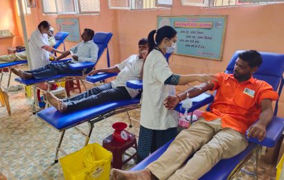 कल्याणमध्ये १२२ निरंकारी भक्तांचे उत्स्फूर्त रक्तदान