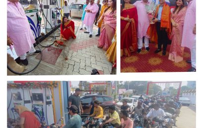 नवीन पेट्रोल पंपाच्या उद्घाटना निमित्त नागरिकांना १ रुपयात पेट्रोल…<br>कल्याण शिळ रोडवर शिव शिल्पिका पेट्रोलियमचे उद्घाटन