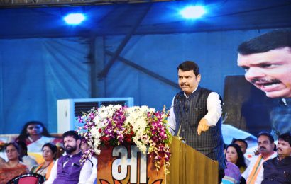 खऱ्या अर्थाने गद्दारी उद्धव ठाकरेंनी केली – उपमुख्यमंत्री देवेंद्र फडणवीस